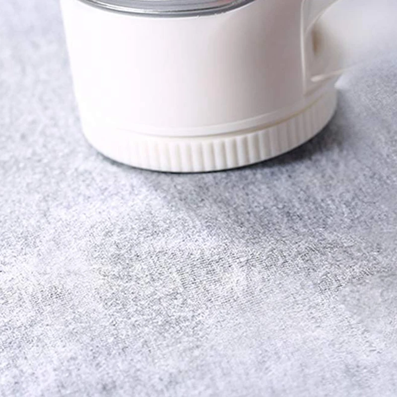 

Lint Remover Fabric Shaver Portable, Fabric Defuzzer Sweater Shaver, Replaceable Stainless Steel Blade, Dual Protection for Clot