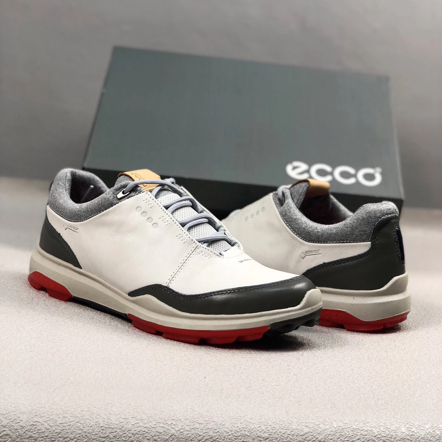 

Men Genuine Leather Golf Shoes New Outdoor Jogging Walking Shoes for Golfer Sports Anti Slip Spikless Golf Footwears Golfing Men