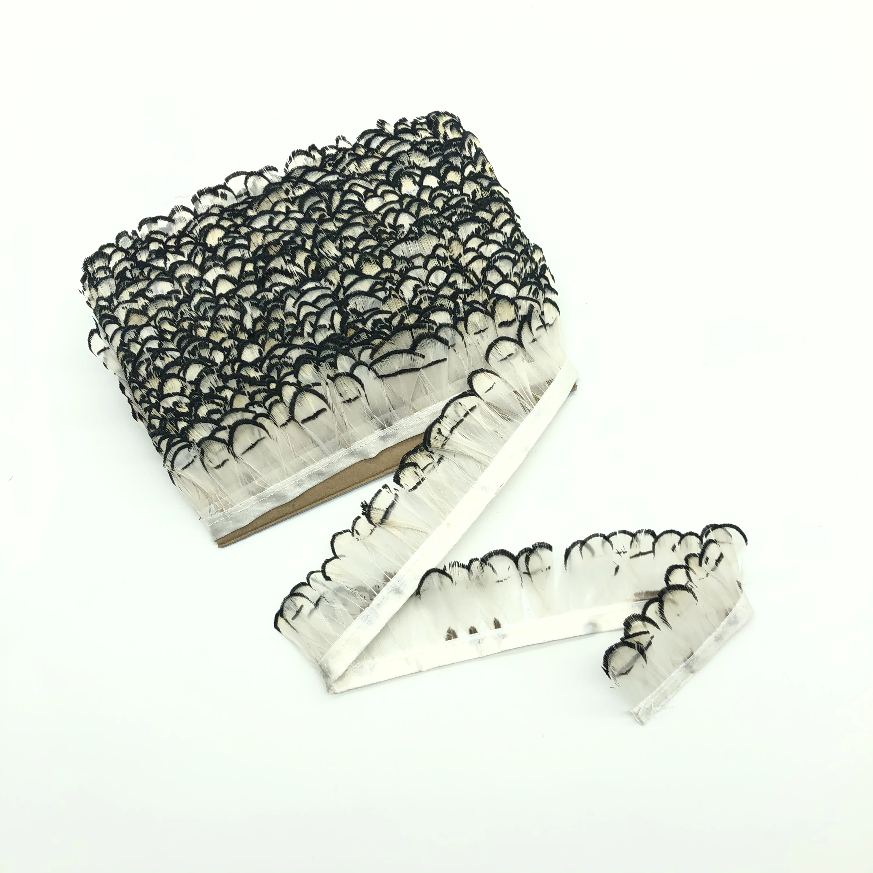 Высококачественные перышки для рукоделия из натурального фазана 1 ярд