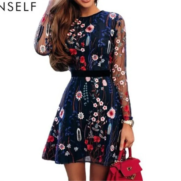 Женское Прозрачное платье трапеция черное Сетчатое мини с цветочной вышивкой в