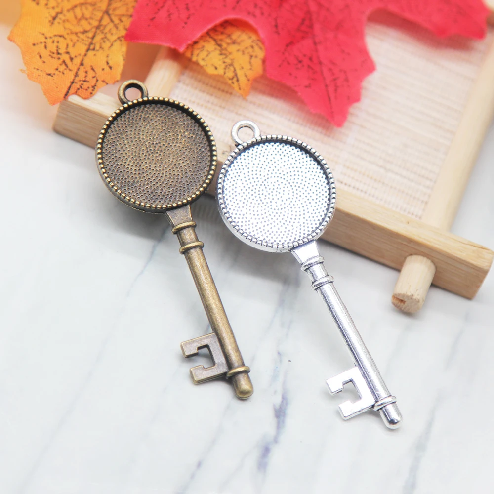 20pcs 20mm Key Shaped Bottle Opener KeyChain Fit 20MM Cabochon Key Ring Beer Bottle Opener Unique Creative Gift Making