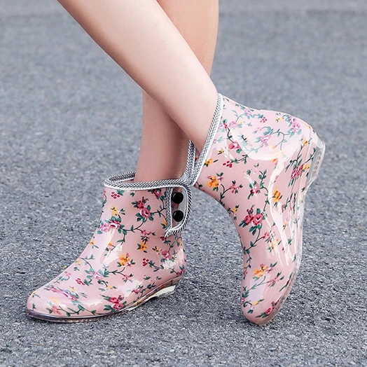 Женские непромокаемые ботинки 2020 ботильоны на танкетке с принтом Женская