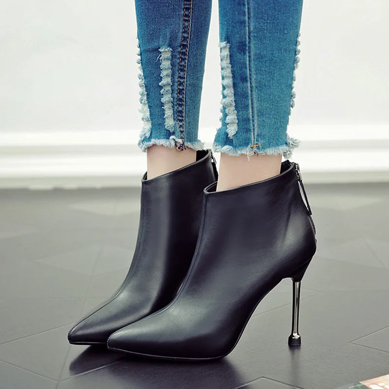 

white high-heeled pointed short sexy