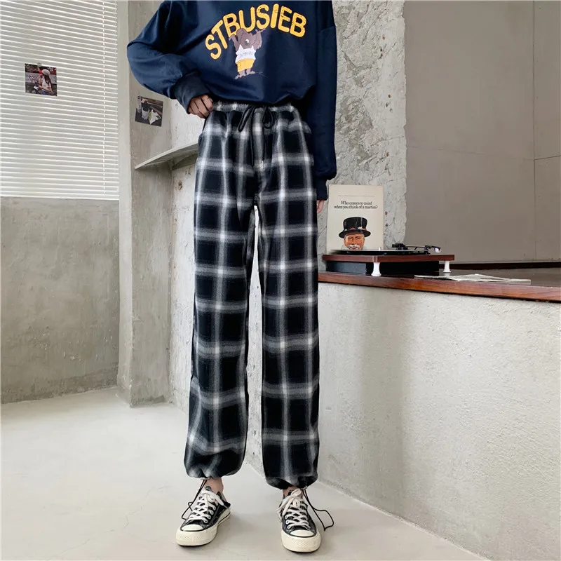 

QWEEK Harajuku Black Plaid Pants Women 2021 Korean Style Checkered Trousers Fashion Loose Red Classic Pants Baggy Wide Leg Pants
