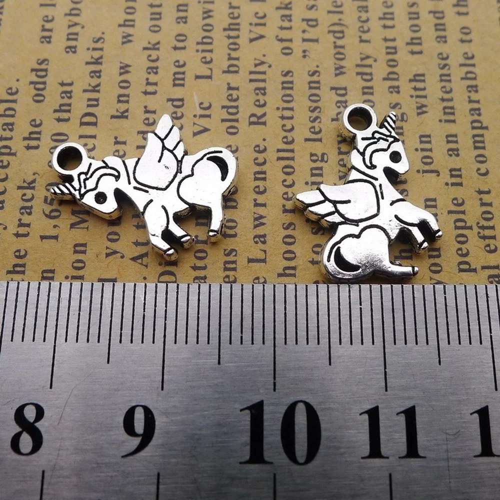 

120pcs Fly Horse Charms 15mm x 19mm DIY Jewelry Making Pendant Antique Silver Color