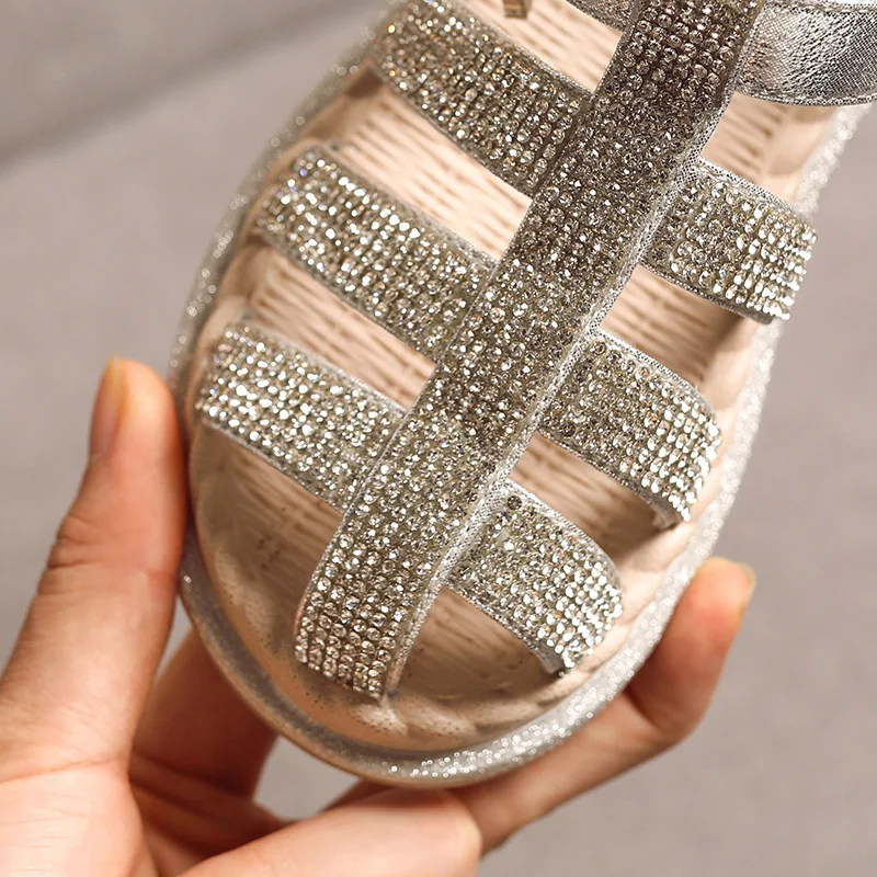 Летние детские сандалии принцессы пляжные со стразами для маленьких девочек