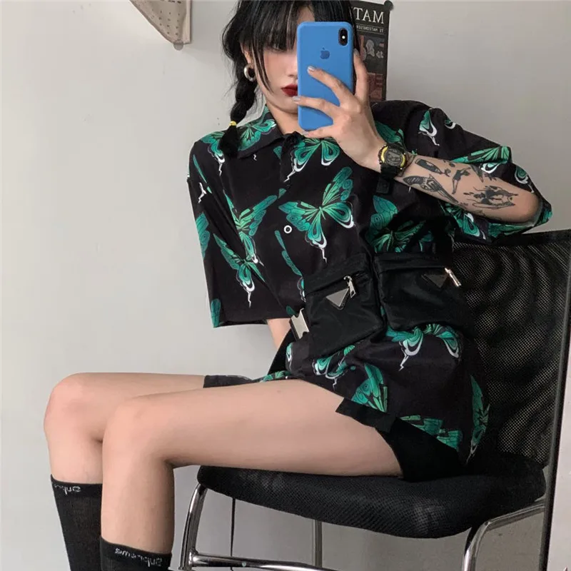

Korean Streetwear Harajuku Style Shirt Vintage Butterfly Printing Short Sleeve Casual Single Breasted Loose Black Blouses Shirt