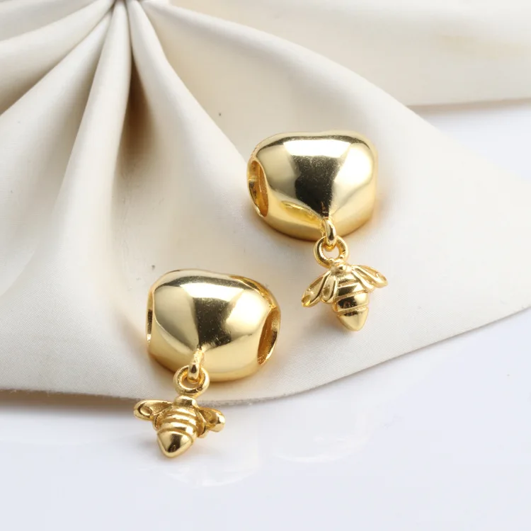 Рисунок 5 - Бусина-Шарм «Мама и пчела» из серебра