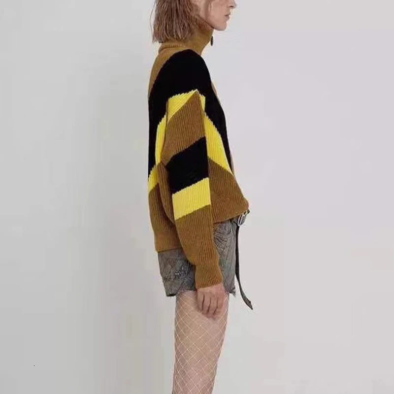 TWOTWINSTYLE полосатый хит цвет вязаный свитер для женщин воротник с лацканами на