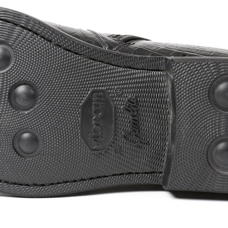 Рисунок 4 - Новые крокодиловые ботинки weitasi true