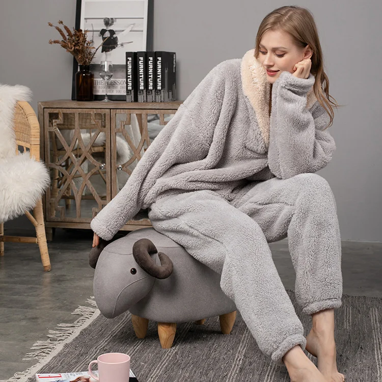 Coral Velvet Pajamas Female Autumn And Winter Lovely Flannel Pajamas Suit Thickened Couple Home Clothes pajama set
