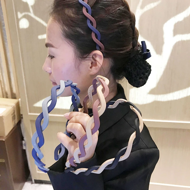 

Splicing Color Frosted Twist Cross Hair Hoop Thin Non-slip Headband Bezel Head Hoop Fashion Hair Hoop Headwear Hair Accessories