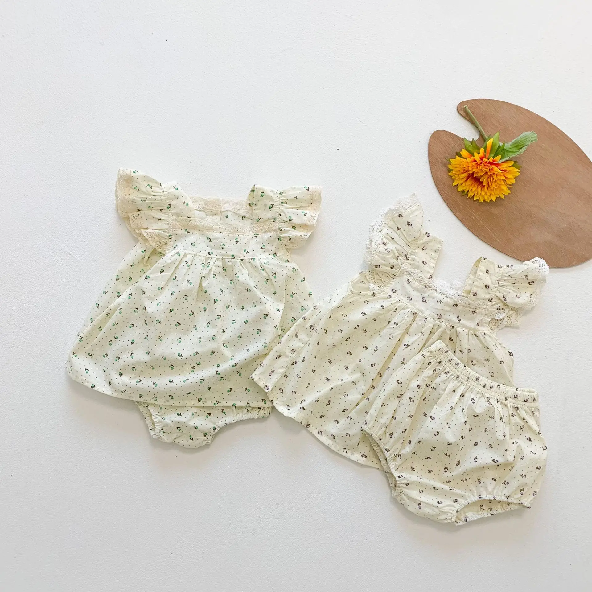 

Yg бренд 2021 новая одежда для малышей на лето 0-3 лет старый маленький с цветочным рисунком и рукавами-крылышками для девочек, топ, штаны, костюм...