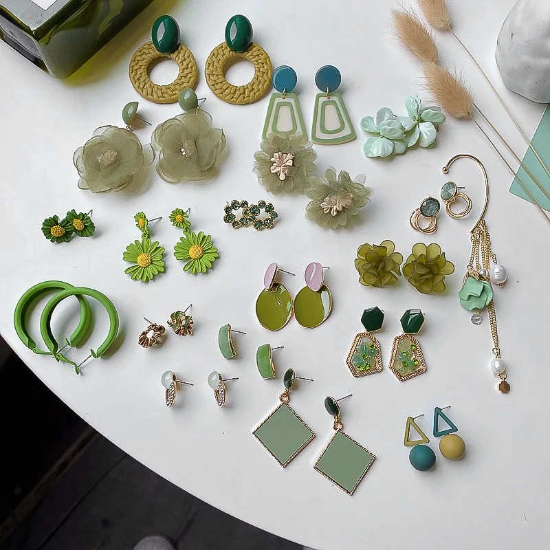 Женские серьги подвески с зелеными цветами Милая ромашка в Корейском стиле