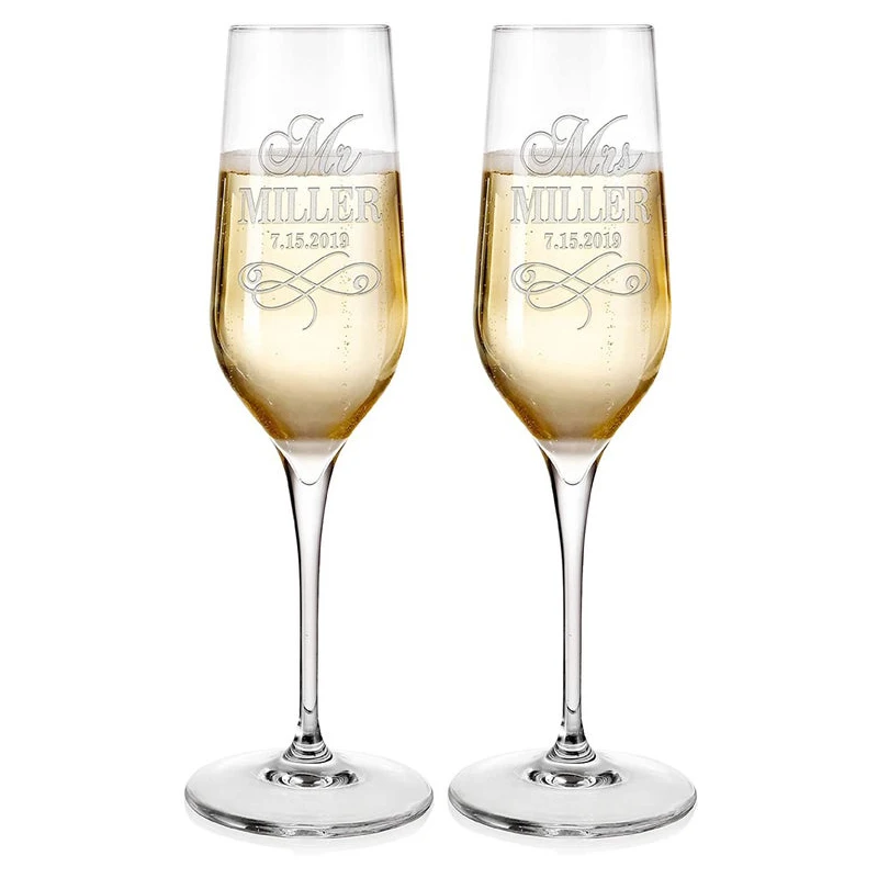 

2Pcs Personalized Wedding Champagne Flutes Toasting Glasses Custom Bride Groom Mr and Mrs Engraved Toasting Glasses