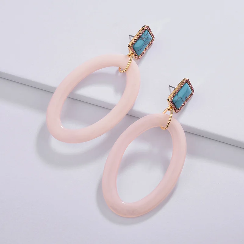 Большие геометрические овальные акриловые серьги-гвоздики с кристаллами модные