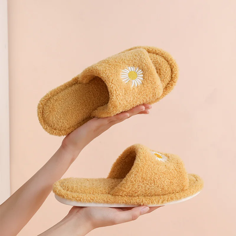 

Cartoon Daisy Plush Women Open Toe Slippers Cute Flower Soft Sole Slipper Winter Girls Fluffy Non-slip Indoor Bedroom Warm Shoes