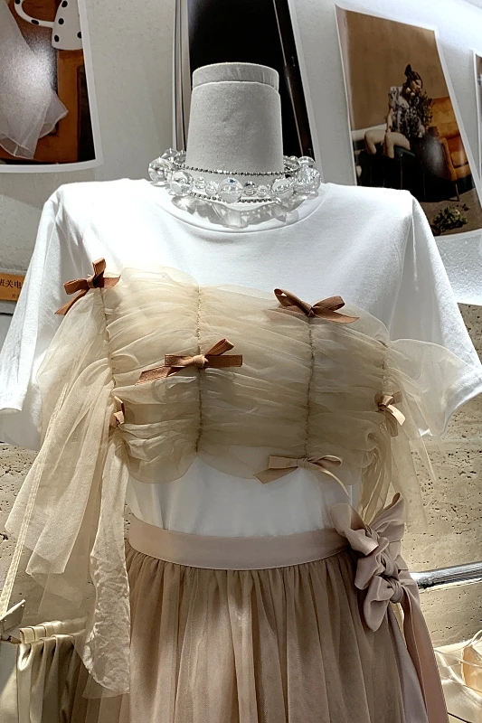 

Korean Style Loose T-shirt for Women 2021 Summer New Bow Lace Stitching Ruffle Mesh Round Neck Short Sleeve Tshirt Tops Female