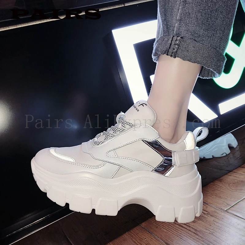 Модные женские кроссовки сезон осень Прямая поставка обувь на толстой подошве
