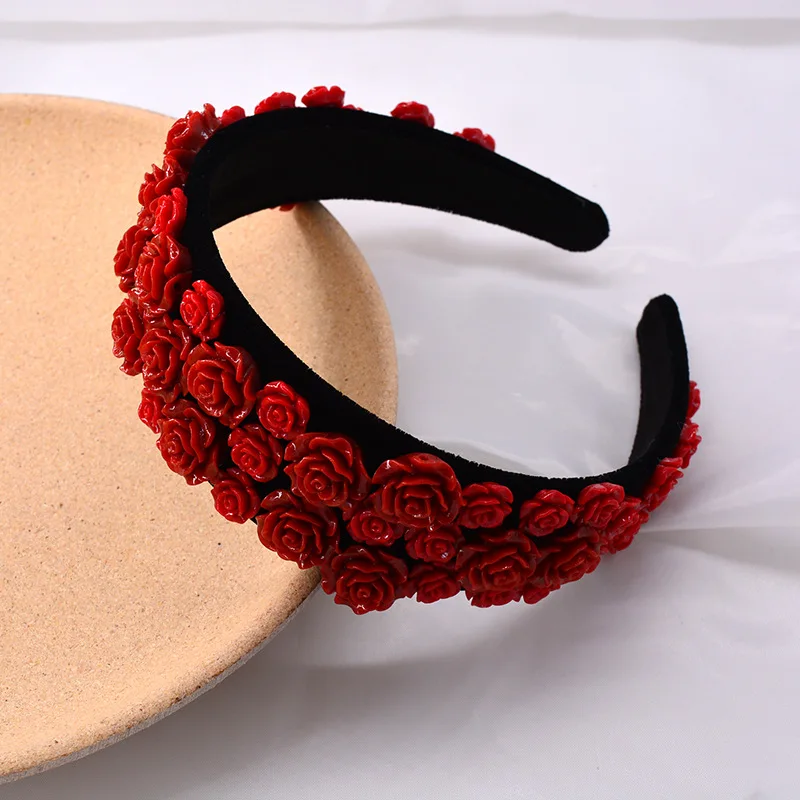 Женская повязка на голову в стиле барокко элегантная с красной розой и цветами