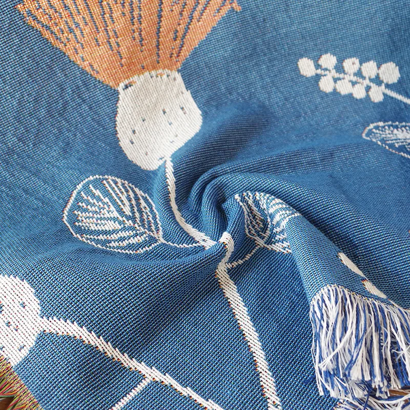 Покрывало для двуспальной кровати пылезащитное с изображением кота