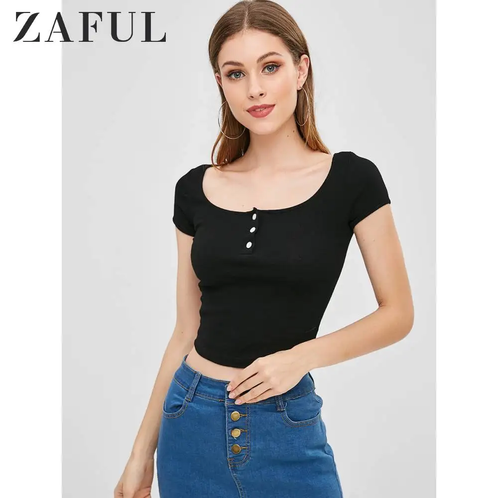 Укороченная женская футболка с овальным вырезом однотонная короткий рукав на