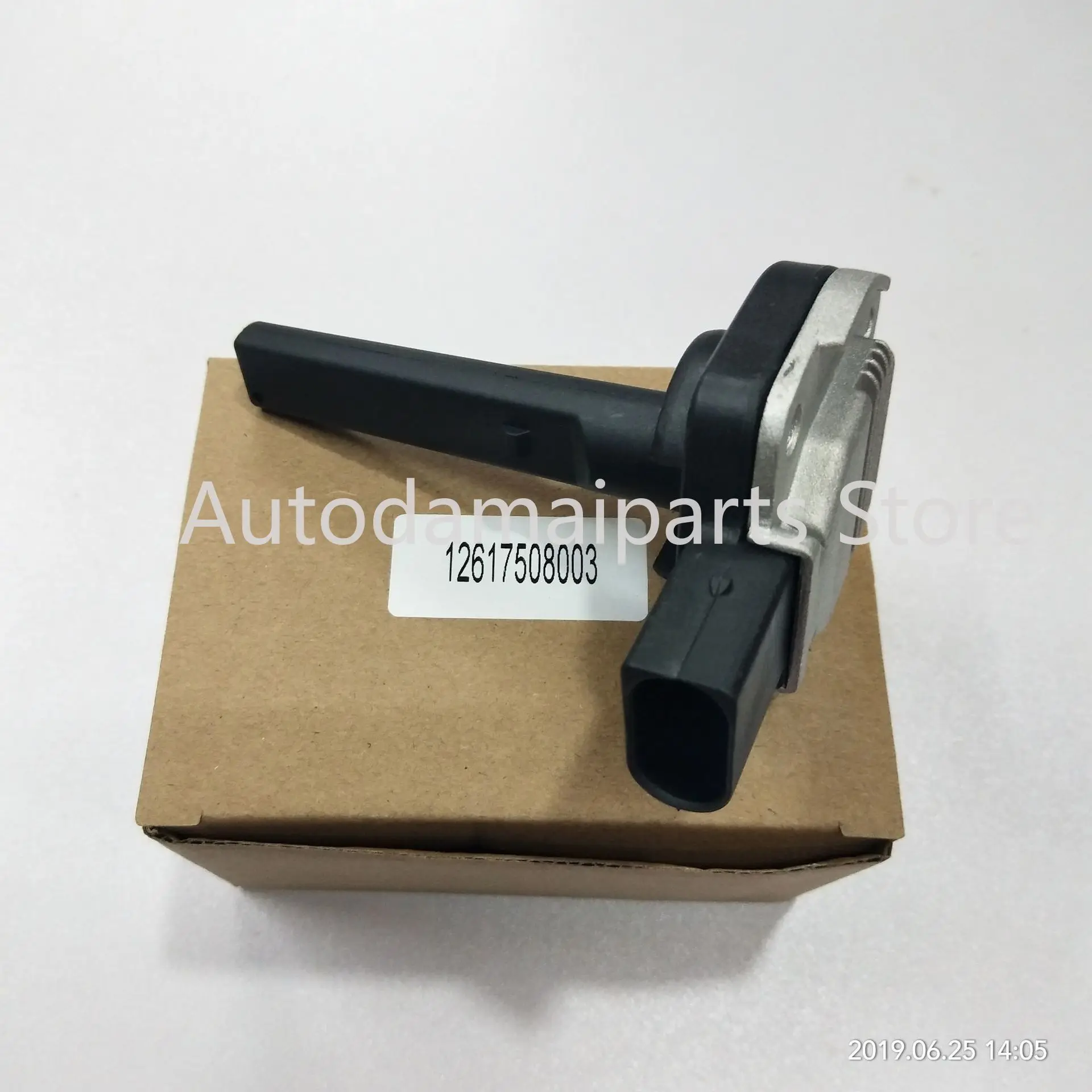 

Новый датчик уровня масла двигателя 12617508003 7508003 для BMW X3 X5 M3 325Ci 330i M5 X5 E39 E90