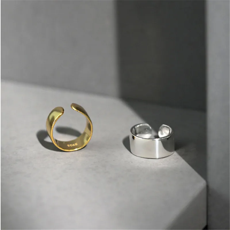 

OBEAR 925 Sterling Silver Ear Clip Earring Round Wide-Neck Ear Clips Without Pierced Earring Personality Women Ear Jewelry