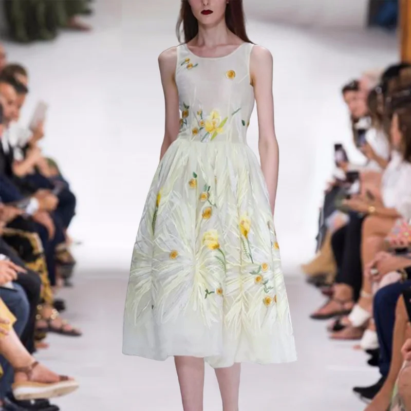

Vintage Floral Embroidery Midi Dresses for Women Summer 2021 Ladies Elegant O-neck Sleeveless Mid-calf Dress Vestidos