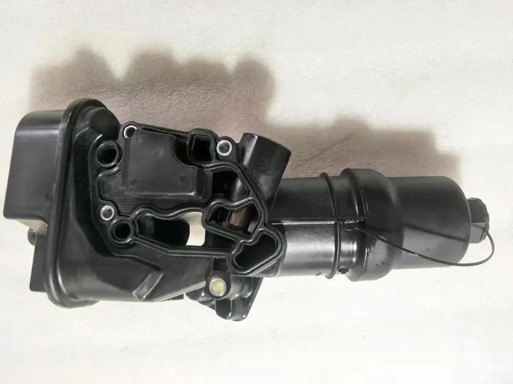 Масляный радиатор двигателя для AUDI A3 (8P1) 2 0 FSI OEM: 06D115397K 06D 115 397 K|Маслоохладители| |