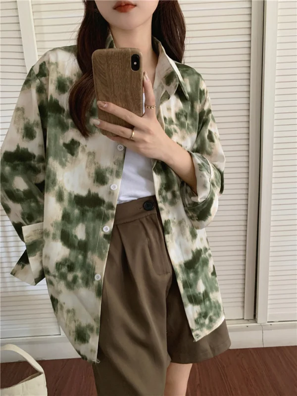 

Real Shot at Real Price Early Autumn Retro Design on