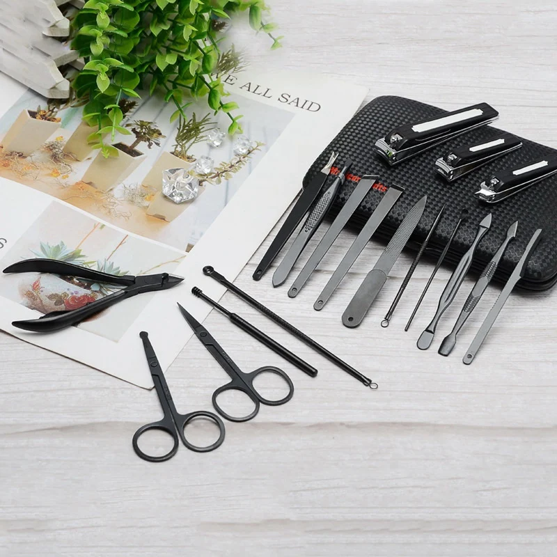 

18PCS Nail Clippers Sets Stainless Steel Nail Cutter Pedicure Kit Nail File Nail Scissors Clipper Manicure Kit with Case