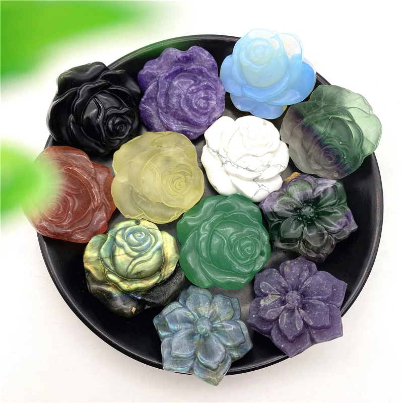 Натуральные камни в форме розы из хрусталя вырезанные вручную - Цена: 950.91