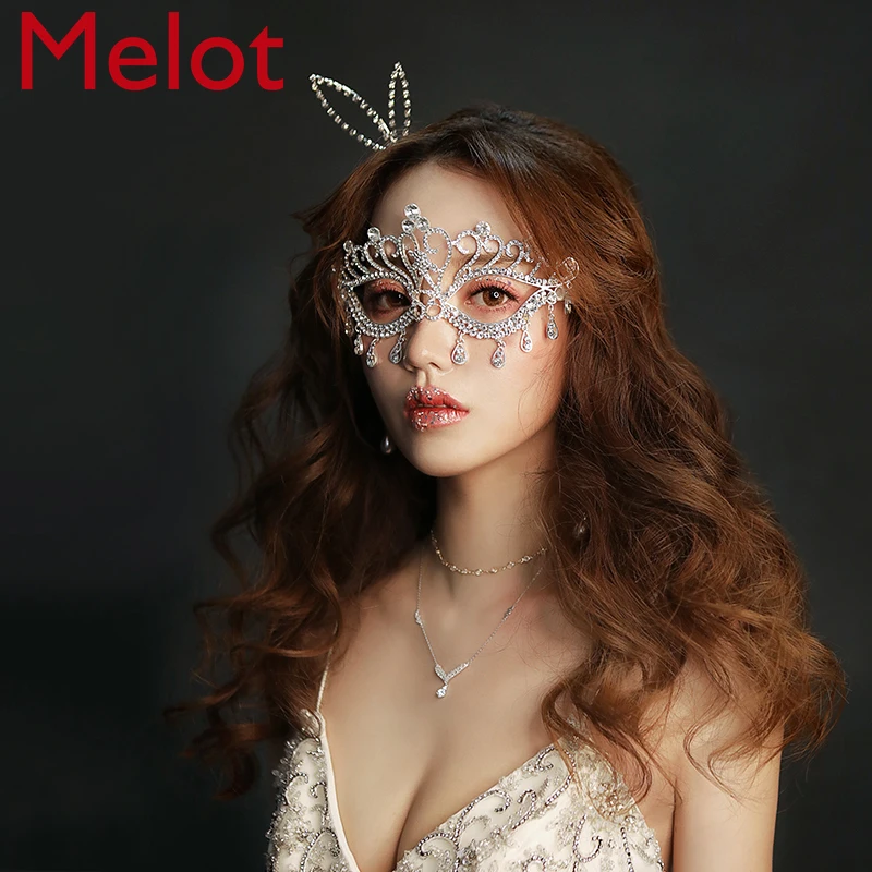 Women's Mask Masquerade Party Women's Mask Sexy Rhinestones Princess Adult Festival Party Performance Party Half Face Cat Mask