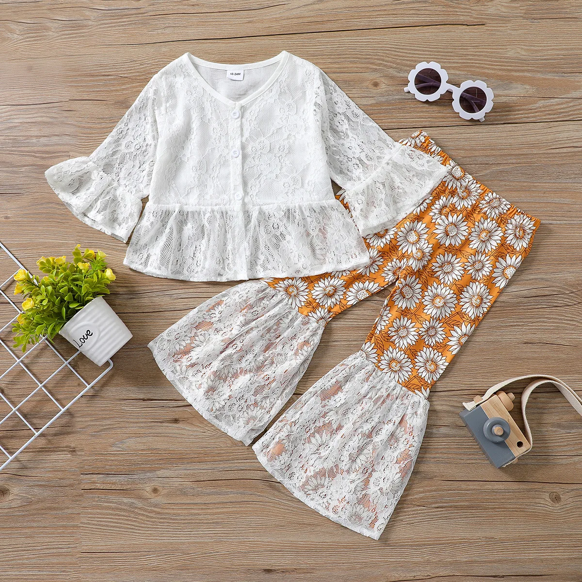 

Kids Girls Spring Lace Blouses Flared Pants Daisy Printed Casual Outfits Clothes Set