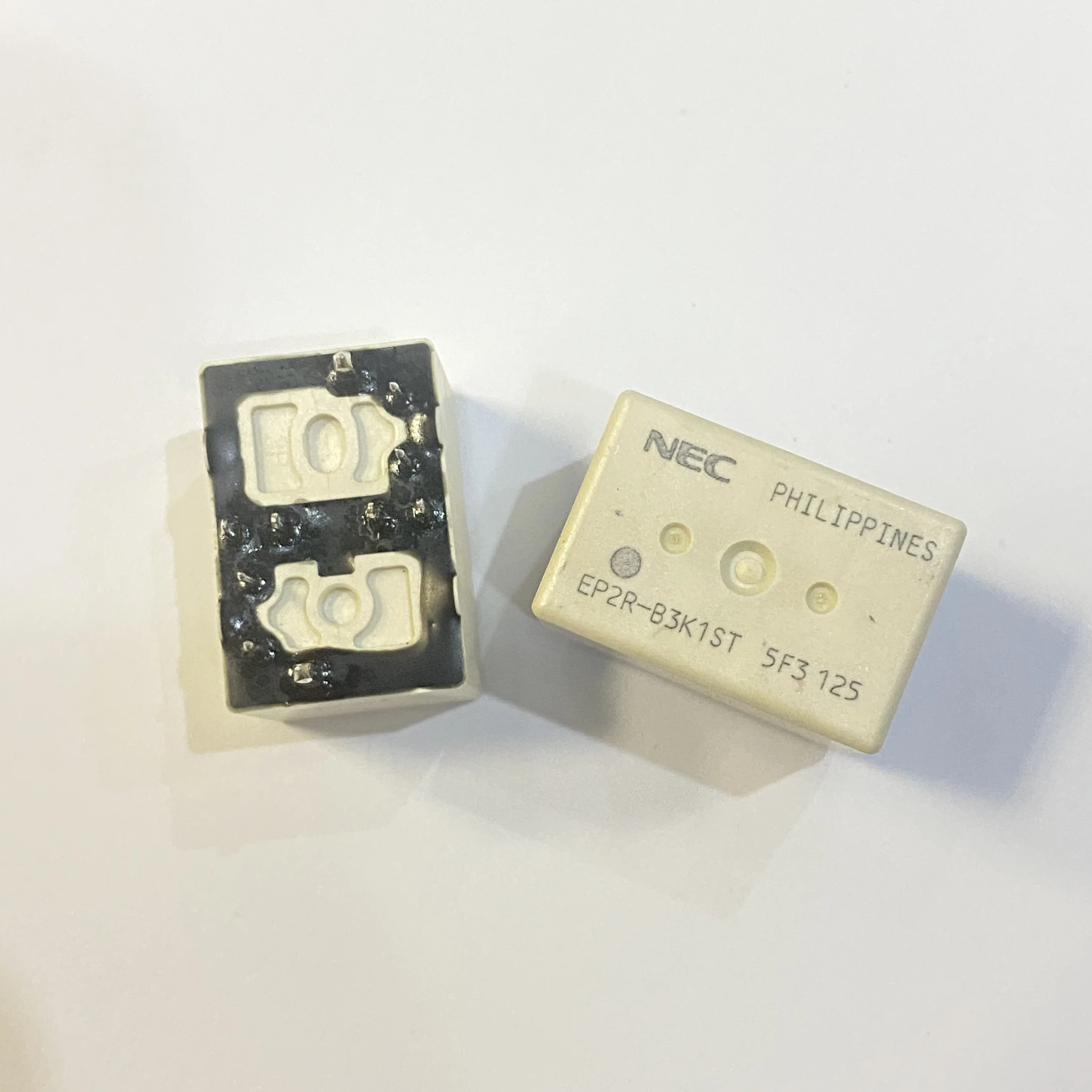 

Автомобильное реле для стекла BMW 523 F18, 10 контактов, 1 шт.