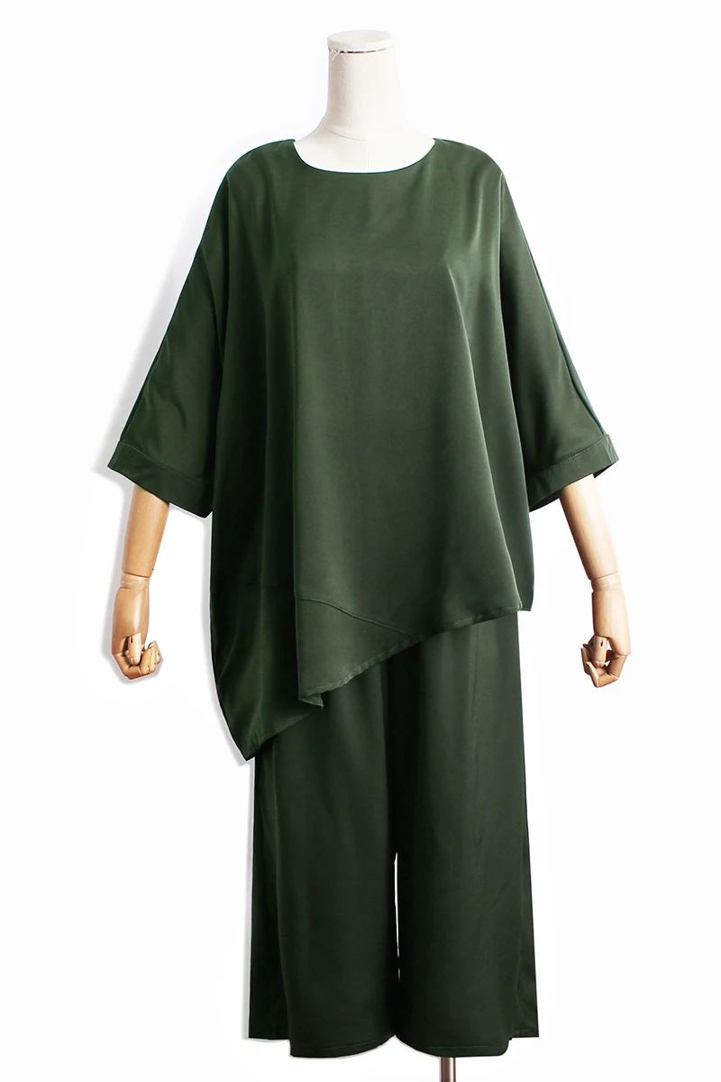 

SuperAen Button Round Neck Oversize Fasion Satin Fashion Suit Loose Casual Asymmetry T Shirt Wide Leg Pants Two Piece Set Summer