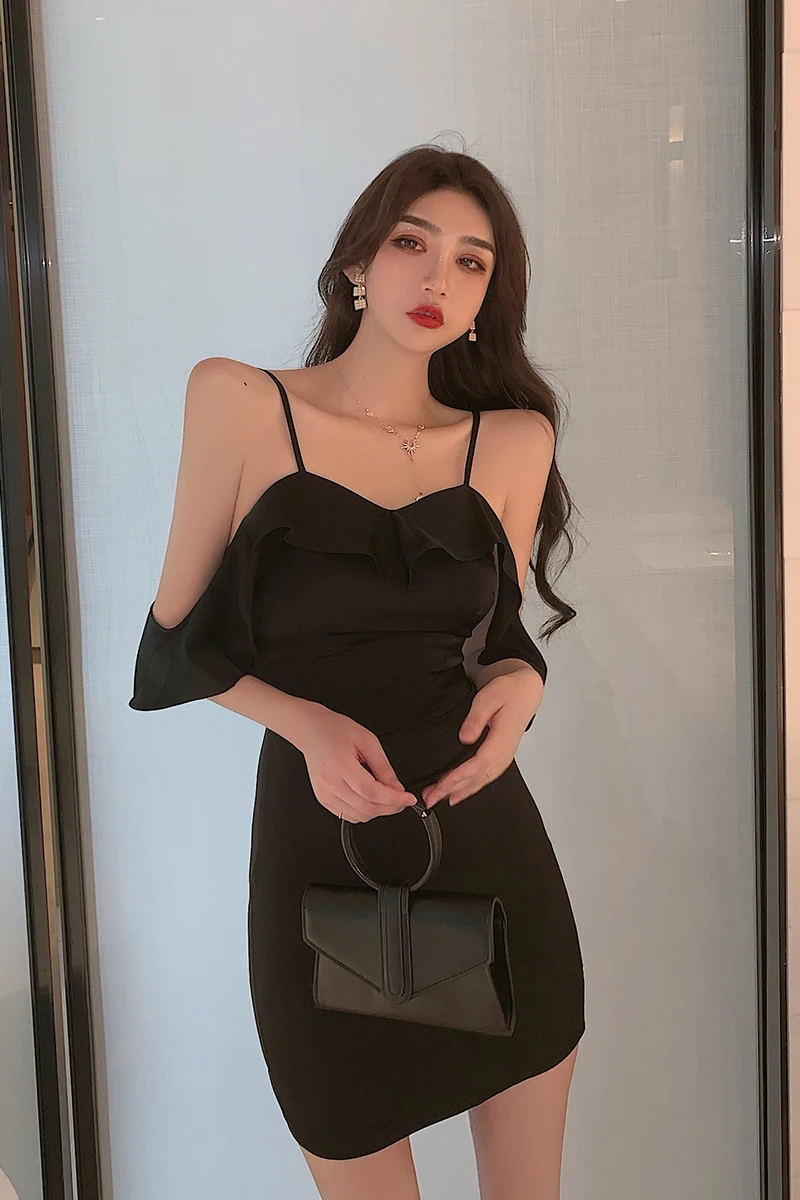 

COIGARSAM Sexy Ruffles Women dress Spaghetti Strap Dresses Black 3919