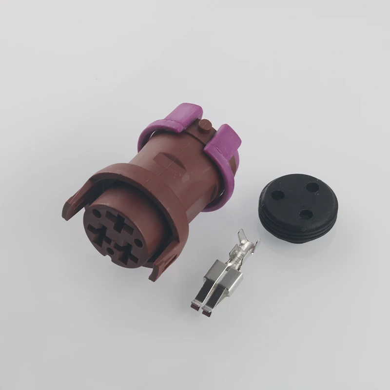 

3 Pin Female And Male Wire Housing Waterproof Auto Connector Round Connector For Volkswagen 813972928 813972927