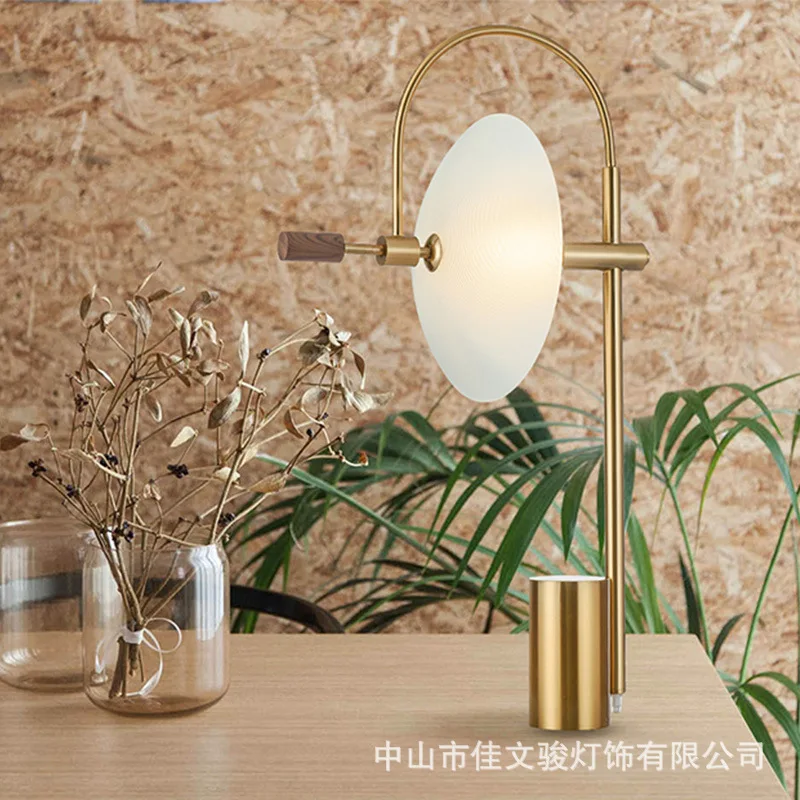 

Nordic Зебра Настольная Лампа Белая лошадь лампа полный ассортимент настольная лампа в стиле настольная лампа-деко настольная столовой чехлы ...