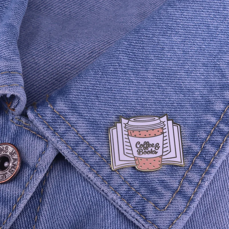 Кофейная книжка эмалированная брошь простое счастье влюбленные не могут