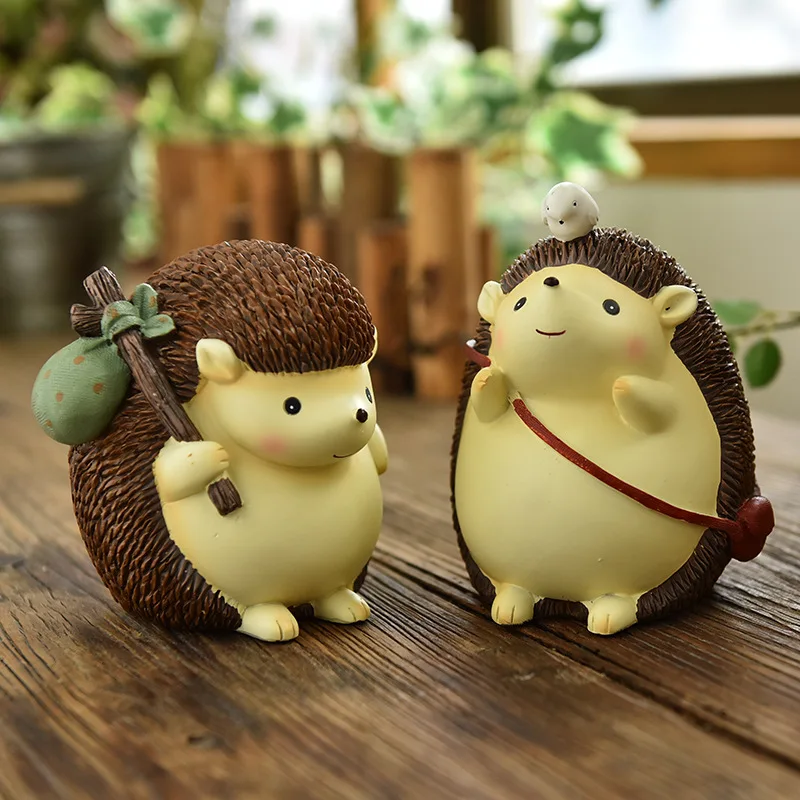 

Japanese creative gifts cartoon hedgehog piggy bank children's decorations cute gifts Resin money hidden saving box safe