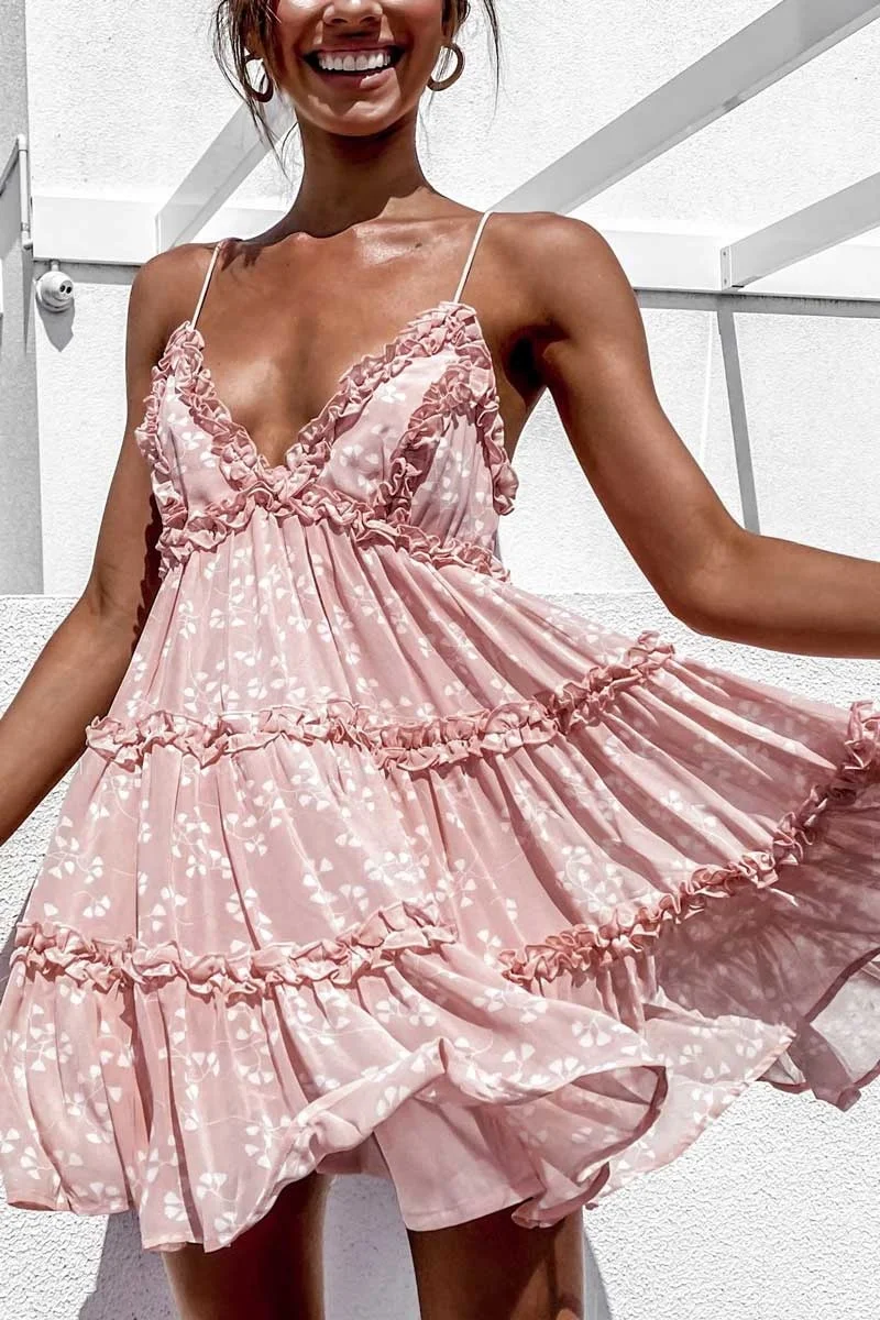 

Женское платье на бретельках с V-образным вырезом и цветочным принтом