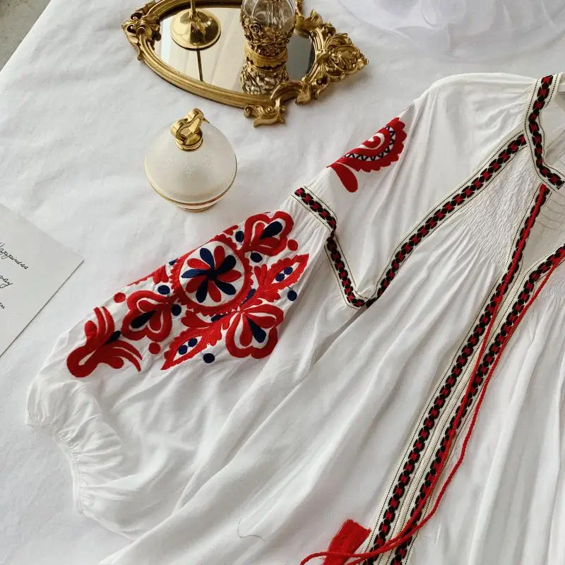 MUMUZI Lantern Sleeve Dress Female autumn New Heavy Industry Embroidery National Wind dress Tassel Lace Holiday dresses | Женская одежда