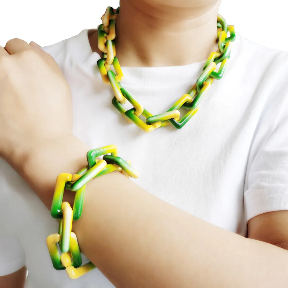 Модное постепенное пластиковое акриловое ожерелье чокер эффектные цепи в стиле