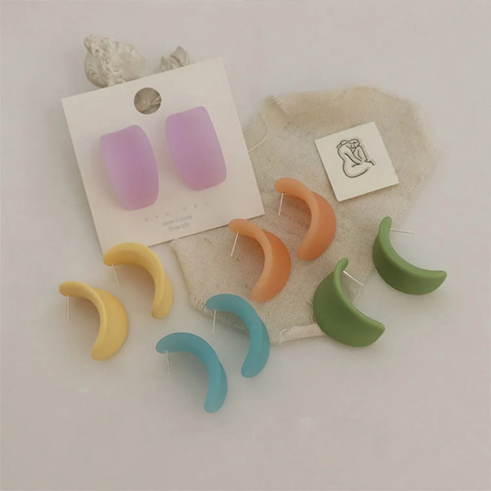 

Spring Stud Earrings Geometric Acrylic C Shape Solid Candy Color Resin Earrings Women Party Fashion Jewelry Gifts