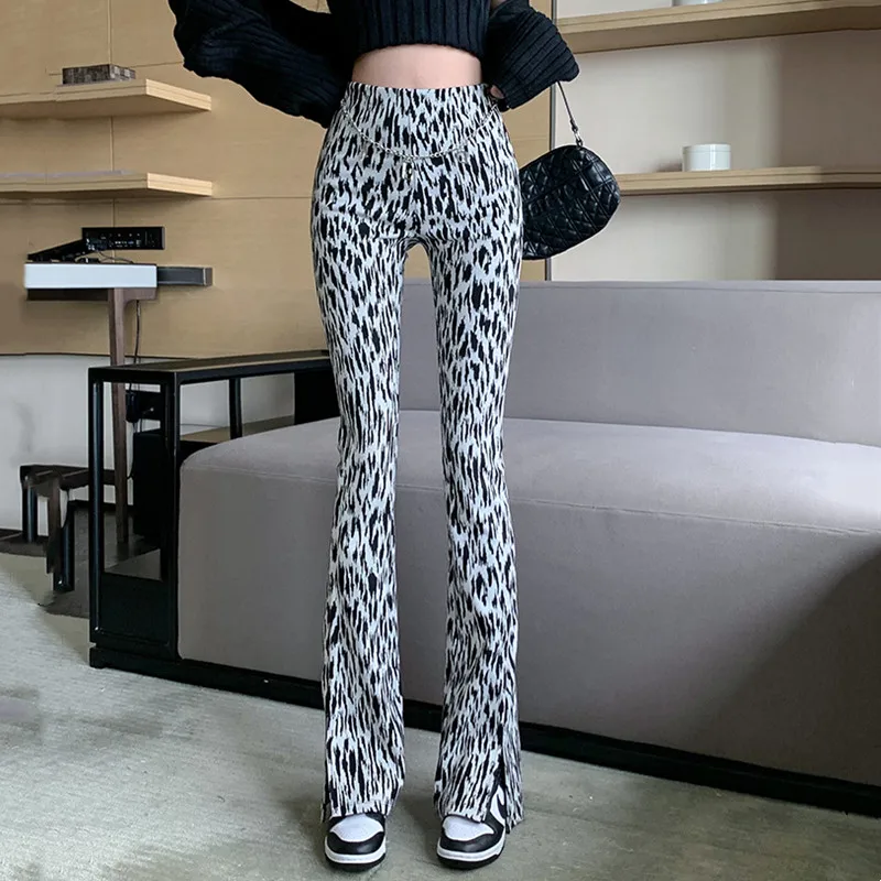 

2021 autumn new fashion design sense letter hanging chain split high waist casual flared pants