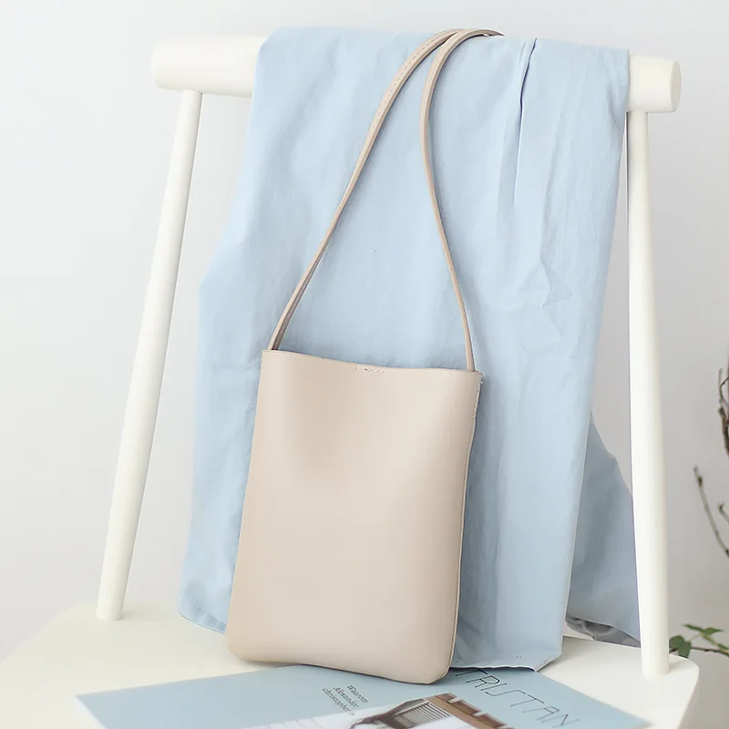 

Retro Vertical Mobile Phone Bag Ins Wild Simple Soft Surface Small Shoulder Bag Sen Series Art Casual Shoulder Bag Evening Purse