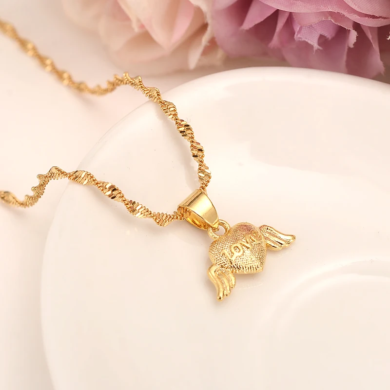

New Fashion Necklace Gold Color Wing Love Heart Pendant Necklaces Elegant Cute Party Gift Jewelry For Women