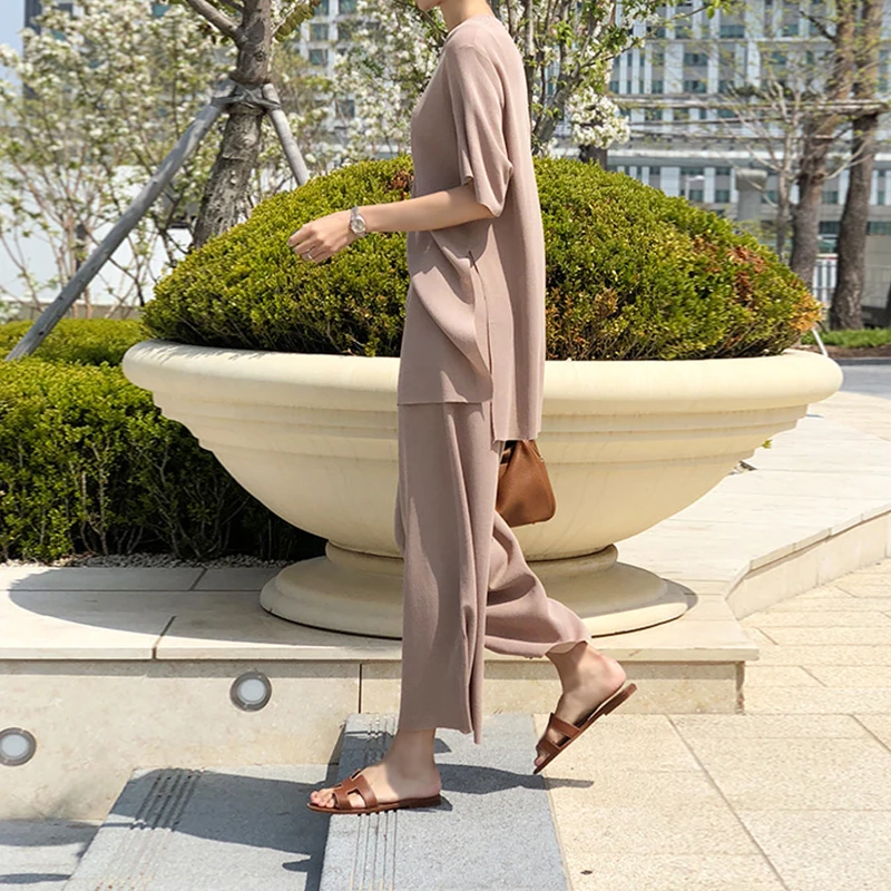 

Fashion Temperament Ice silk Knitted Two piece Casual set Women Long Pullovers Tops and wide-leg pants Suits High Quality